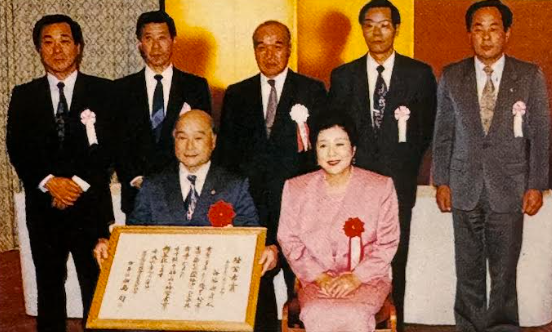 日本工業新聞社のニューフロンティア賞優秀賞を受賞