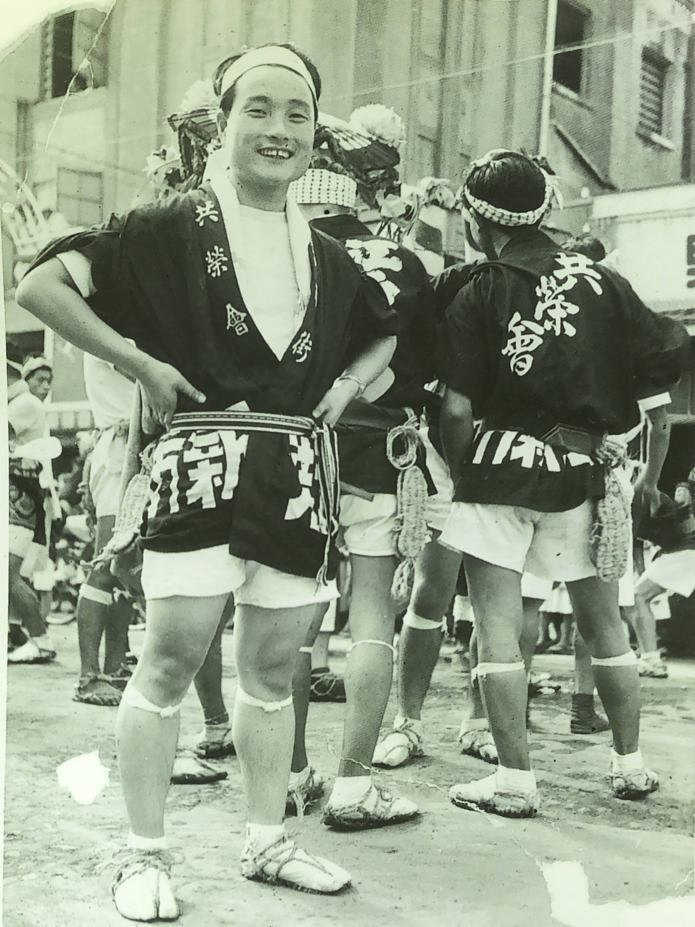 藤崎宮秋季例大祭に参加する谷脇(昭和24年、新市街で)
