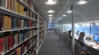成蹊大学情報図書館