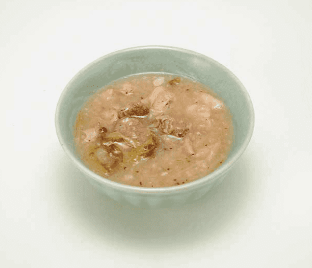 虎屋文庫のスタッフが手作りした羊羹(羊肉のスープ)