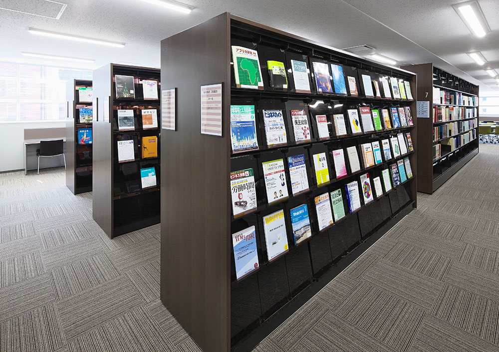 日本大学図書館経済学部分館,ライブラ書架LZA,雑誌架