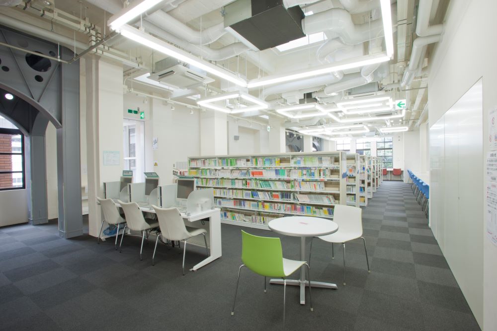 北九州市立戸畑図書館,スチール書架KCJA