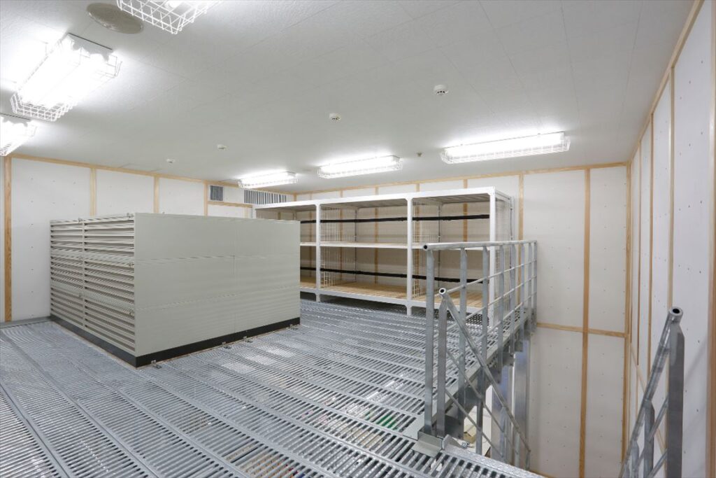 岐阜市立中央図書館(みんなの森ぎふメディアコスモス),調湿内装
