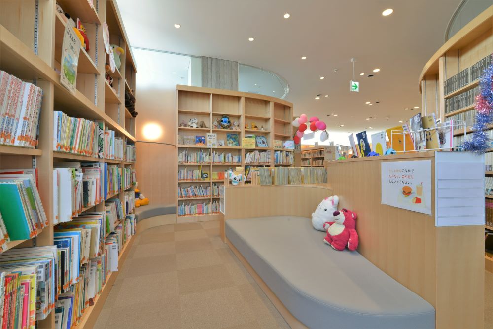 東広島市立安芸津図書館,ソファベンチ