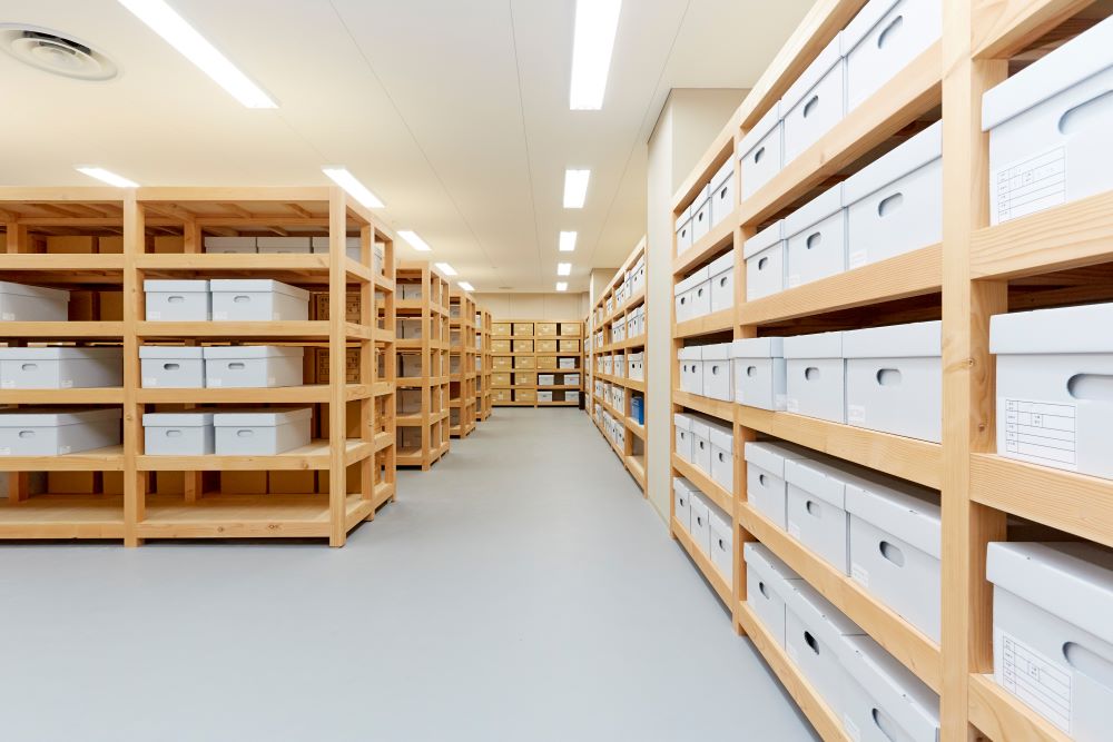 松本市文書館, 2F:地域文書室, すのこ棚