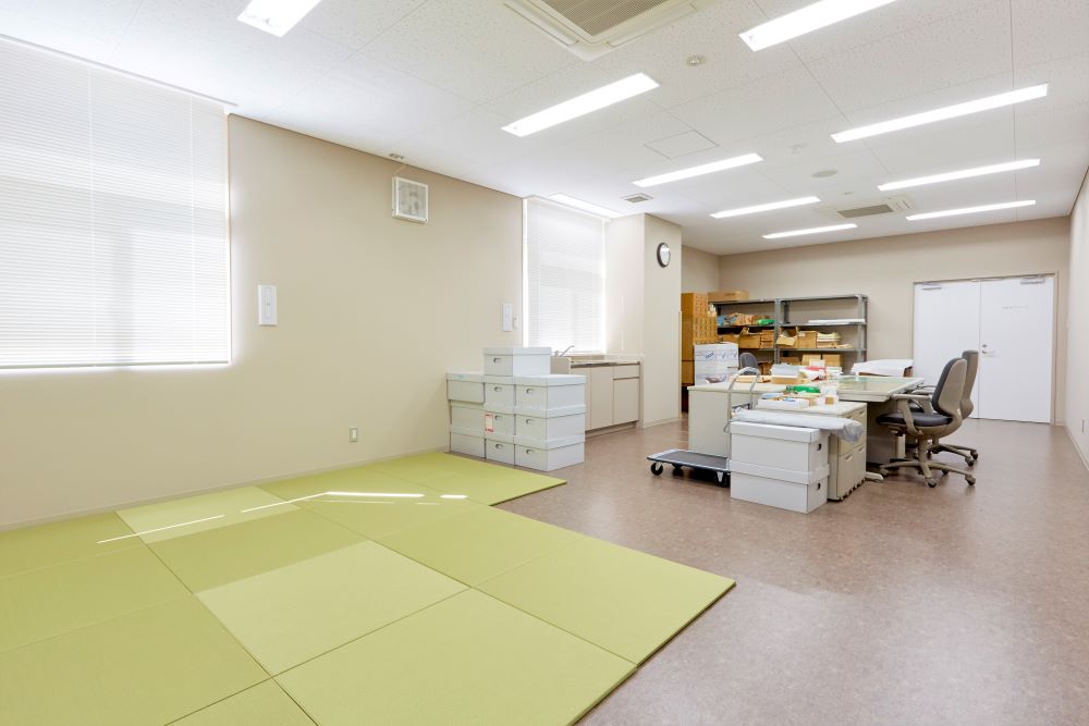 松本市文書館, 1F:作業室