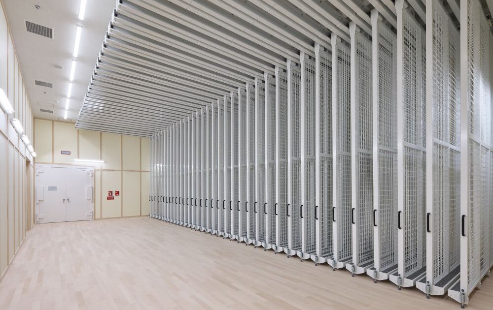 帝京大学八王子キャンパス SORATIO SQUARE | 教育過程内で集めた資料を