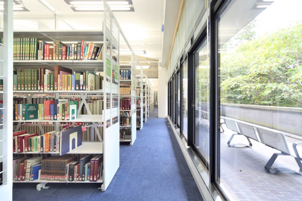 東北大学附属図書館本館,スチール書架LBA