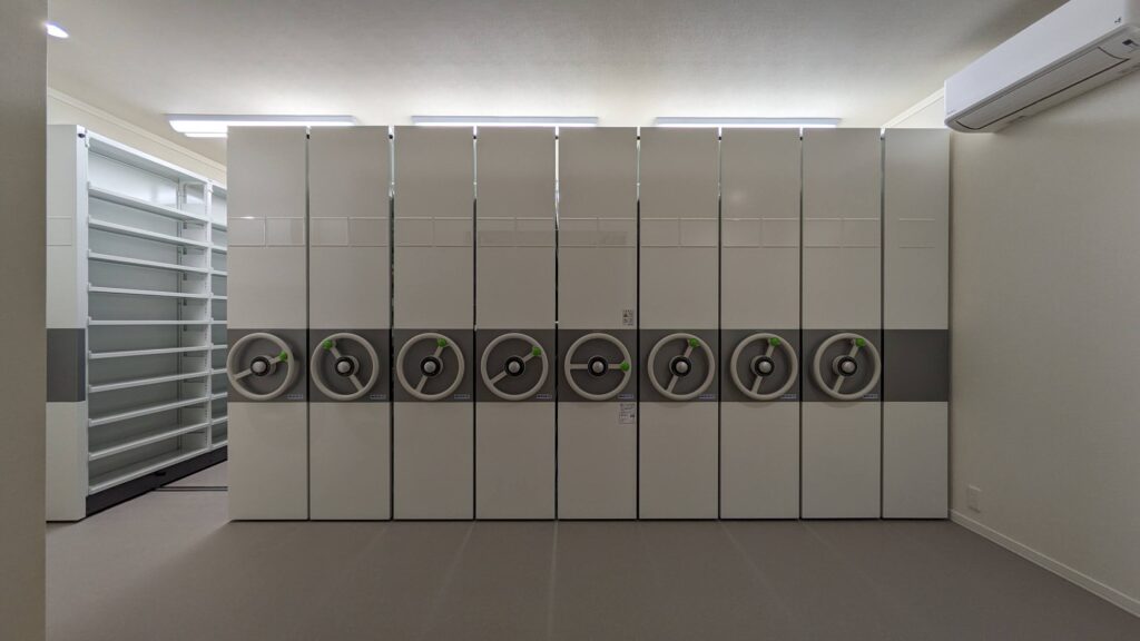 M様邸移動棚