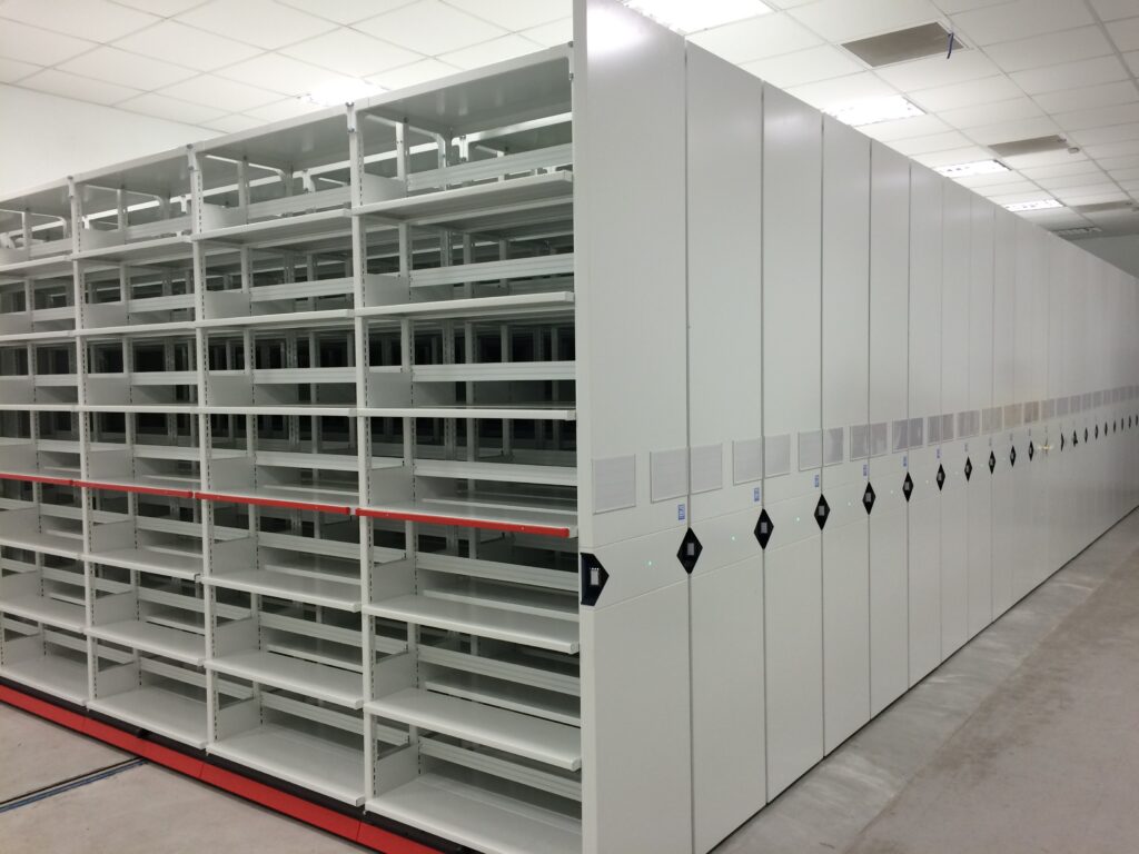 Taiwan_Kaohsiung Public Library mobile shelving, compactus