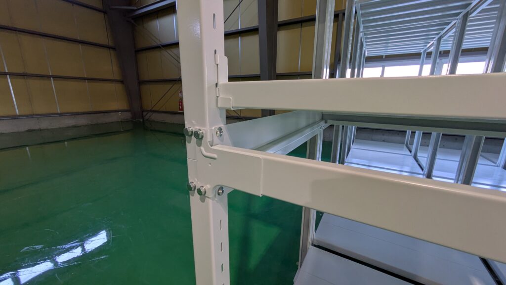 部材倉庫　パレットラック用テクセルボード