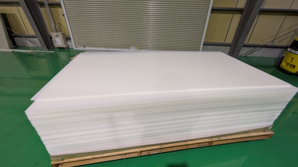 部材倉庫　パレットラック用テクセルボード