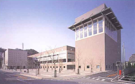 大分県立図書館