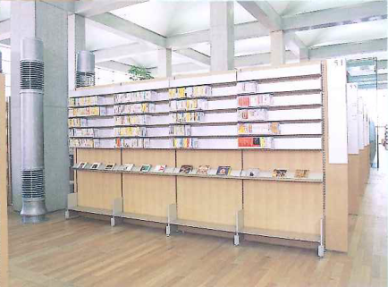 大分県立図書館　CD架(ウォール式)