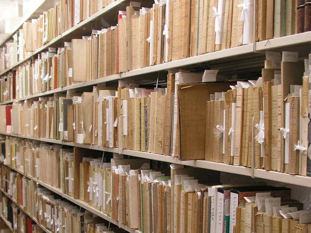 中性紙保存箱,組立式棚はめ込み箱,資料保存器材